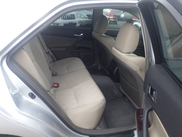 2012 Toyota Mark X